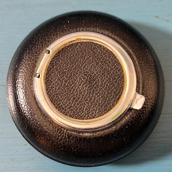 Vintage Pocket Ashtray - Picture 3 of 9